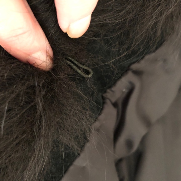 Saga Mink & Fox Fur Black Vest - Picture 14 of 16